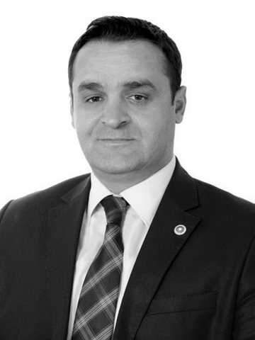 Barış Karadeniz portresi