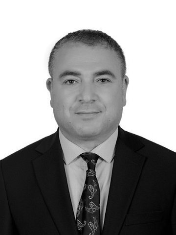 Evrim Karakoz portresi