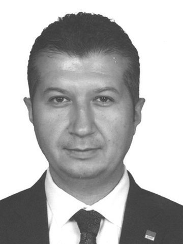 İzzet Akbulut portresi