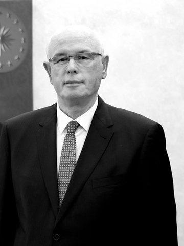 Kazım Kurt portresi