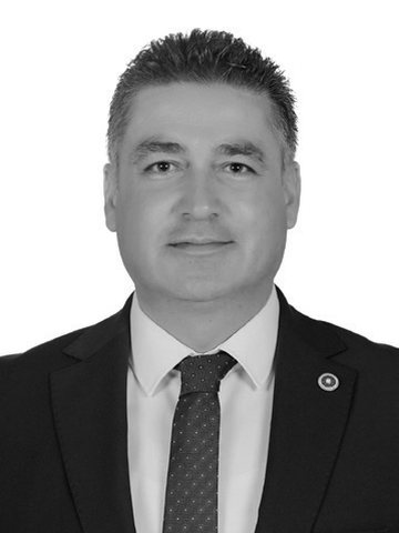 Servet Mullaoğlu portresi