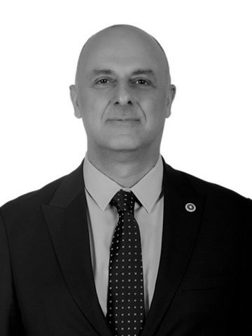 Ümit Özlale portresi