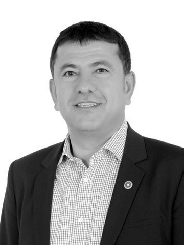 Veli Ağbaba portresi